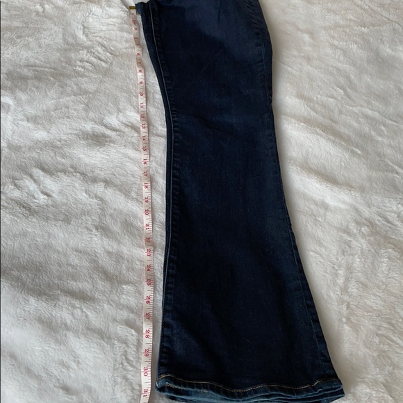 Gap 1969 Curvy Perfect Boot Jeans - Picture 9 of 11